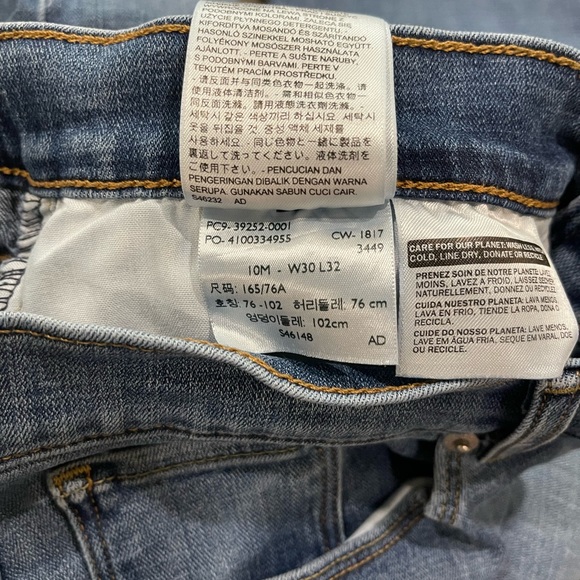 Levi Classic Boot Jeans - Picture 9 of 11